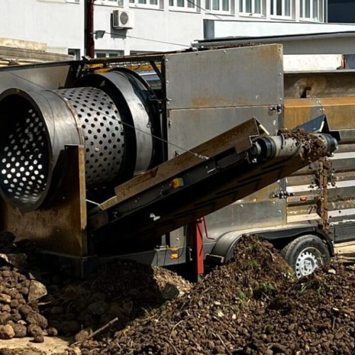 Tromel DB- 70 con remolque